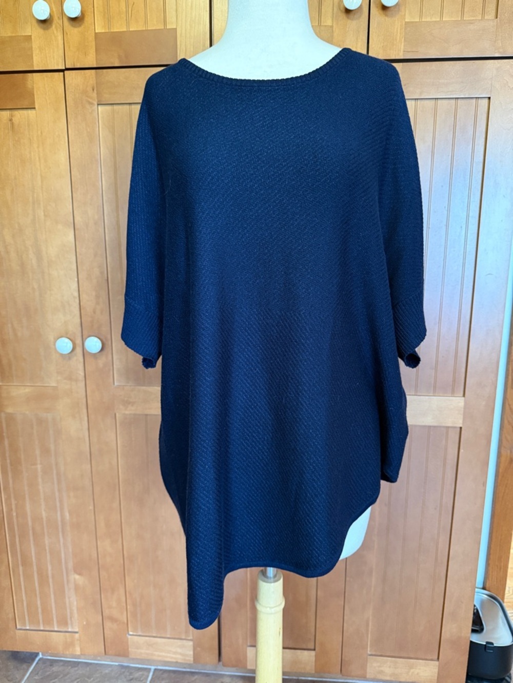 St. John Textured Knit asymmetrical blue top L/XL